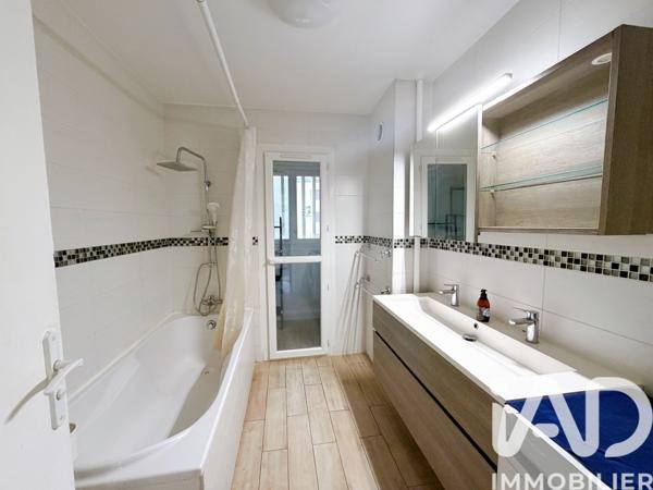 Location appartement 5 pièces 82 m² Bourg-la-Reine