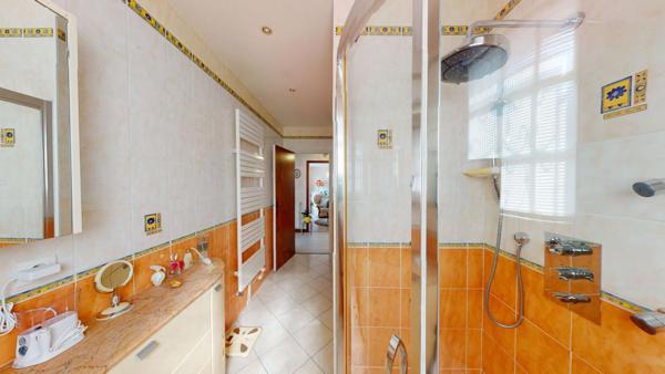 Maison  3 pièce(s) 85 m2