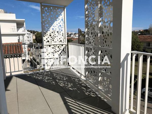 Location Appartement 2 pièces 43.52 m² - 52 RUE DE CANNES Cannes 06400