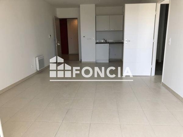 Location Appartement 2 pièces 43.52 m² - 52 RUE DE CANNES Cannes 06400