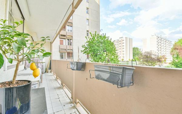 Appartement à vendre    4 pièces • 108 m2 Romainville