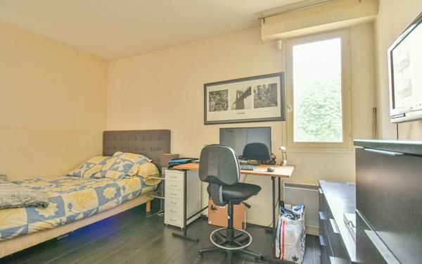 Appartement à vendre    4 pièces • 108 m2 Romainville