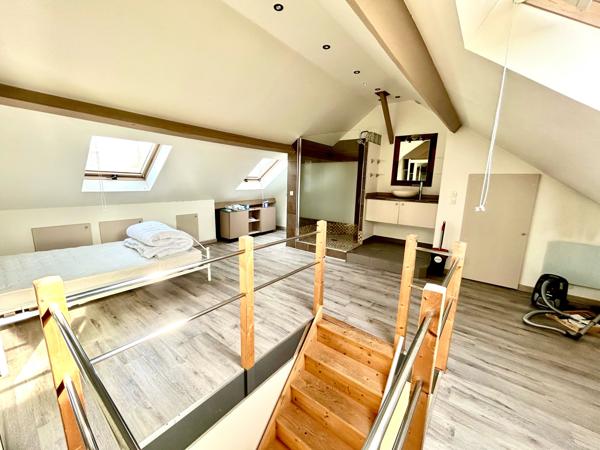 Duplex
                                                                                                                                                                                                                                                                                                                        2 pièce(s)                                                                                                                                                                                                          1 chambre(s)                                                                                                                                                                                                          37  m²