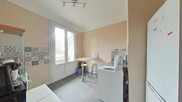 F2 à rénover résidence Le Champagne