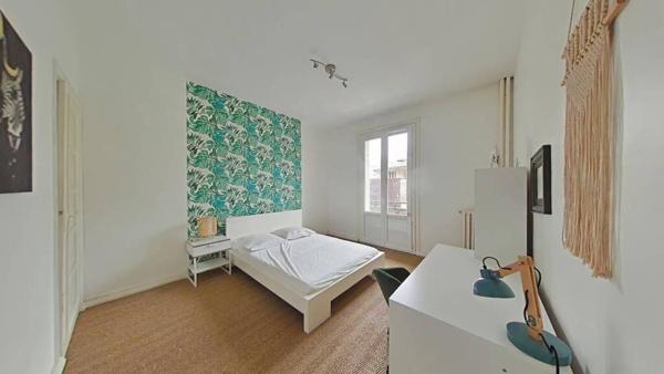 F2 à rénover résidence Le Champagne