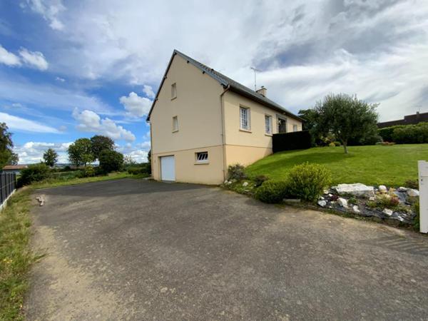 Maison Sourdeval 5 pièce(s) avec jardin