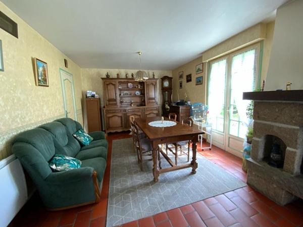 Maison Sourdeval 5 pièce(s) avec jardin