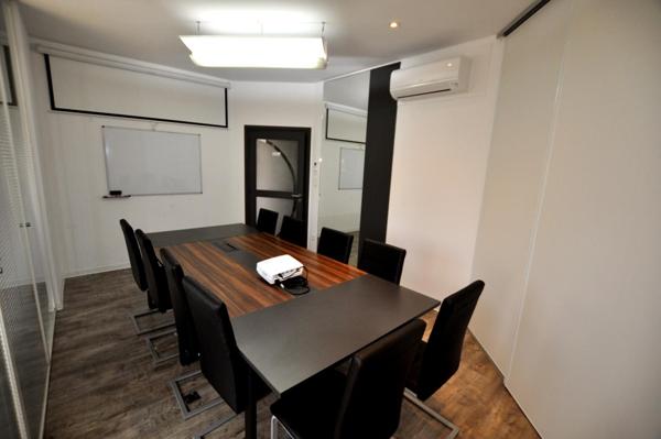 Local Commercial ou professionnel avec bureaux de 120 m²