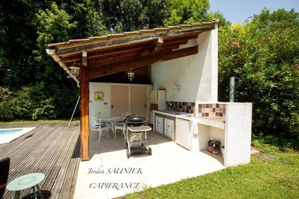 Propriété à vendre 14 pièces proche de CASTRES (81)