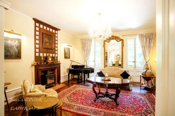 Propriété à vendre 14 pièces proche de CASTRES (81)