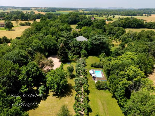 Propriété à vendre 14 pièces proche de CASTRES (81)