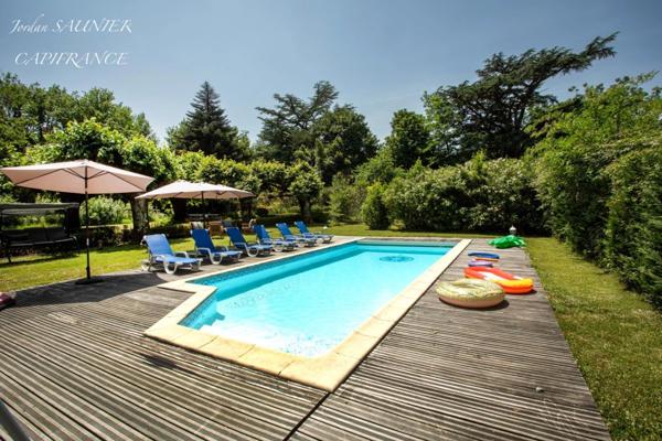 Propriété à vendre 14 pièces proche de CASTRES (81)