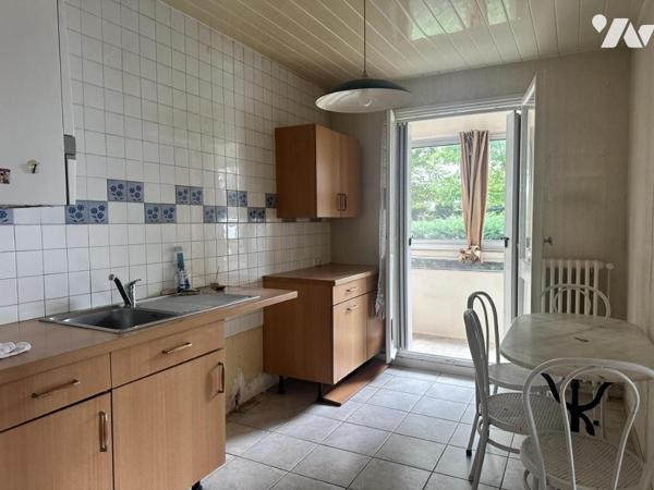 ST HERBLAIN CHEZINE - RESIDENCE DU GOLF - T4 à rénover