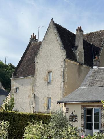 À vendre - Maison ancienne, 9 pièces située à Lavardin (41800)