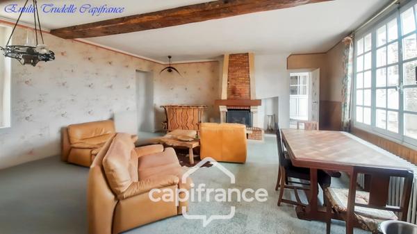 Dpt Sarthe (72), à vendre LA CHAPELLE GAUGAIN maison P8 de 208 m² - Terrain + de 2hectares