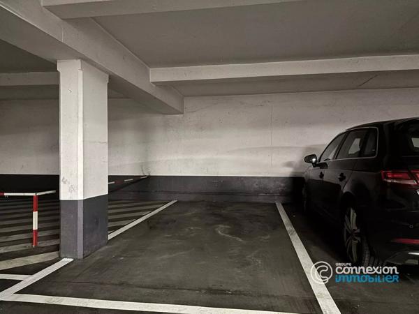Appartement en étage élevé avec terrasse