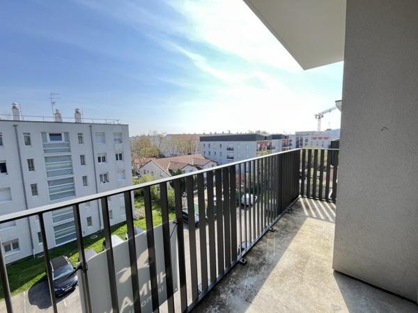 Appartement à vendre |  Vaulx-en-Velin |  3 pièces | 53 m²