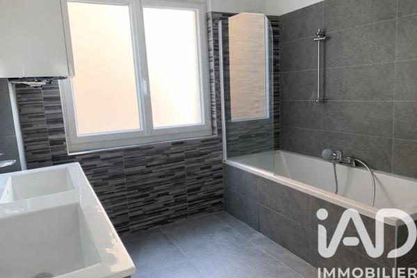 Location appartement 6 pièces 105 m² Saint-Pryvé-Saint-Mesmin