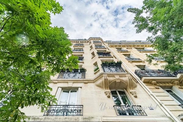 Appartement Paris 3 pièces 72m2 Michel Bizot