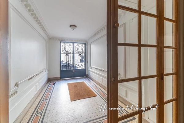 Appartement Paris 3 pièces 72m2 Michel Bizot