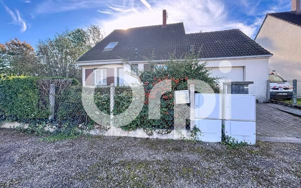 Maison à vendre    4 pièces •  Saint-Pantaléon-de-Larche