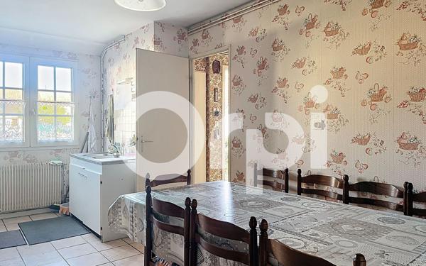 Maison à vendre    4 pièces •  Saint-Pantaléon-de-Larche