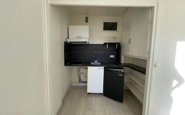 Appartement à vendre    1 pièce • 26 m2 Arcueil