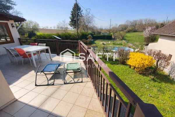 À Reiningue, vivez comme dans une maison individuelle au cœur de la nature, avec une vue dégagée sur les champs, 163 m² de confort, 2000 m² de terrain et un calme absolu