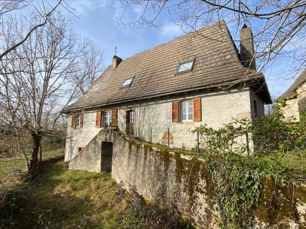 Maison à vendre à Roannes-Saint-Mary dans le Cantal (15220), ref : 15061-1058683