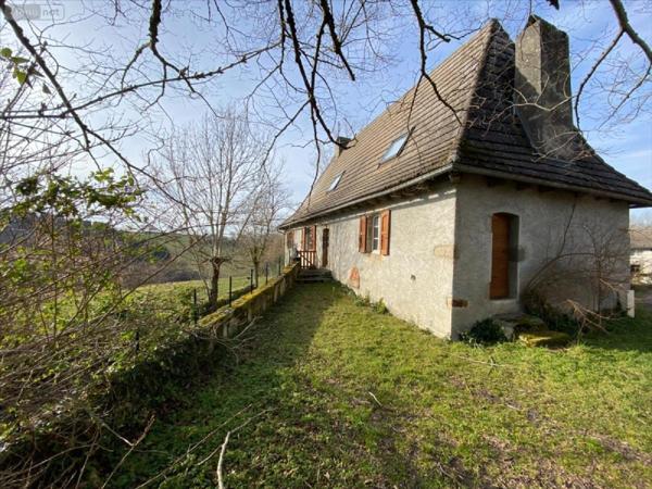 Maison à vendre à Roannes-Saint-Mary dans le Cantal (15220), ref : 15061-1058683