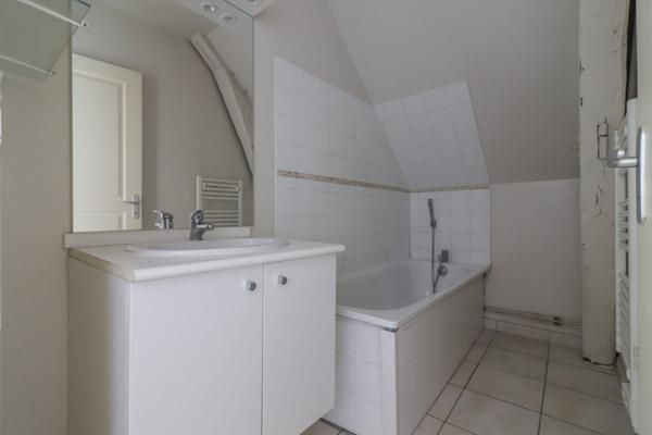 Appartement 3 pièces - 56 m² Exclusivité efficity