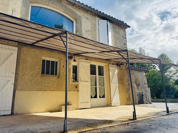 Maison 5 pièce(s) 206 m2