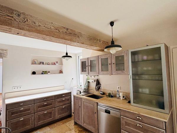 Maison 5 pièce(s) 206 m2