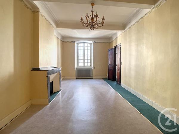 Immeuble à vendre  450 m2 ST GIRONS - 09