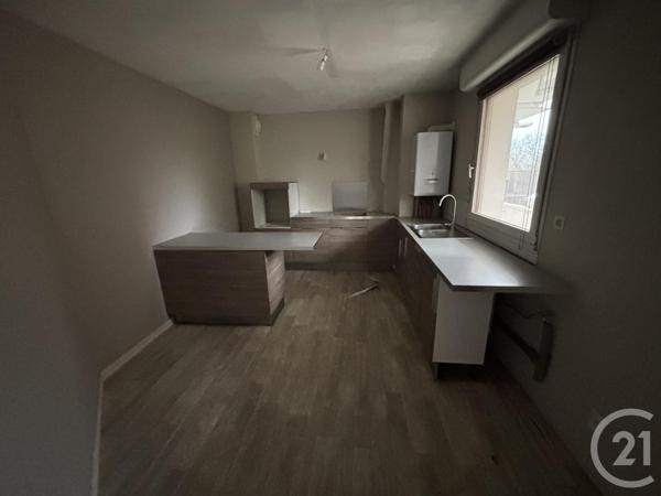 Appartement F5 à vendre  5 pièces - 98,50 m2 MENNECY - 91