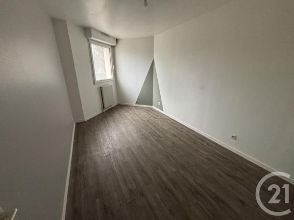 Appartement F5 à vendre  5 pièces - 98,50 m2 MENNECY - 91
