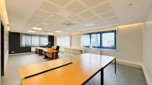 Location Local commercial155 m² - VARENNES JARCY (91480)