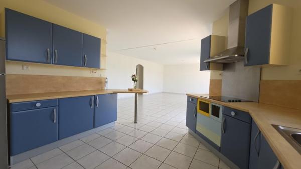 Location / Maison T5 à Saint-Sever (40500)