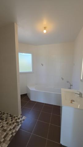 Location / Maison T5 à Saint-Sever (40500)