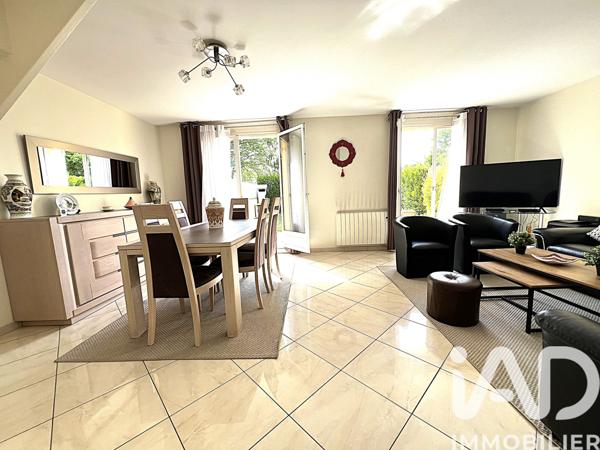 Maison à vendre 7 pièces 105 m² Plaisir