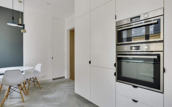 Appartement à louer    6 pièces • 151,30 m2 Paris 8