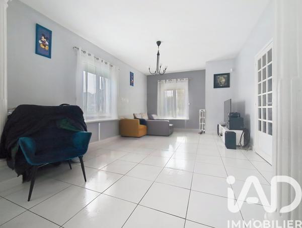 Maison à vendre 8 pièces 272 m² Ferrières-en-Gâtinais