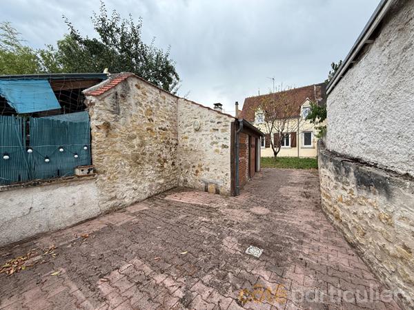 Vente Maison125,49 m² - 5 Pièces - SAINT AMAND MONTROND (18200)