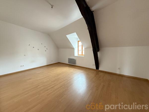 Vente Maison125,49 m² - 5 Pièces - SAINT AMAND MONTROND (18200)