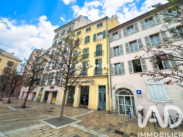 Appartement à vendre 2 pièces 74 m² Toulon