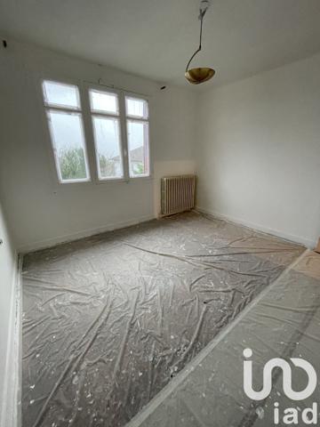 Maison traditionnelle 6 pièces de 87 m² à Rosny-sous-Bois (93110)