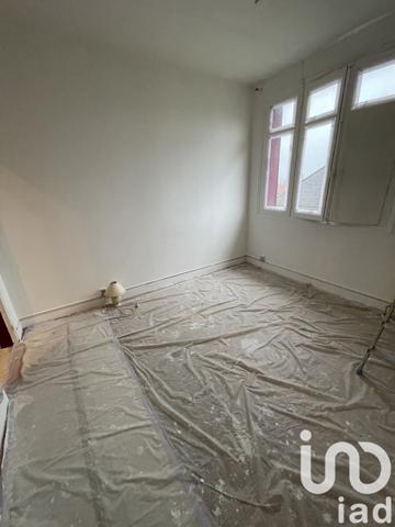 Maison traditionnelle 6 pièces de 87 m² à Rosny-sous-Bois (93110)