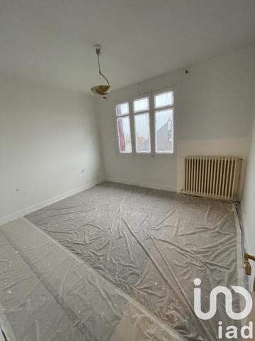 Maison traditionnelle 6 pièces de 87 m² à Rosny-sous-Bois (93110)