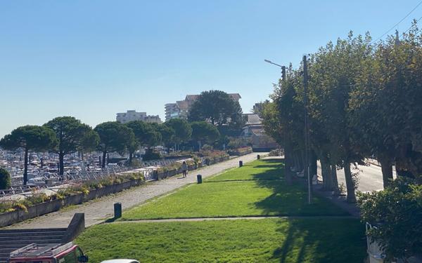 Maison à vendre    2 pièces • 100 m2 Arcachon