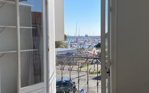 Maison à vendre    2 pièces • 100 m2 Arcachon